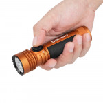 Olight Seeker 4 Pro 4600lm. Оранжев