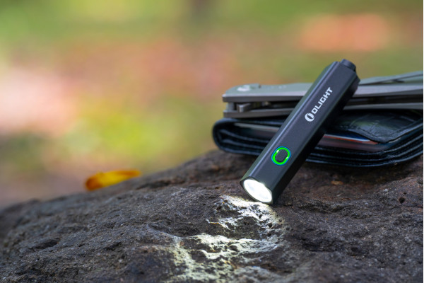 Olight Diffuse – Компактният фенер за всеки 